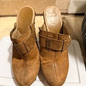 Jessica Simpson Tan Leather Buckle Mule Clogs